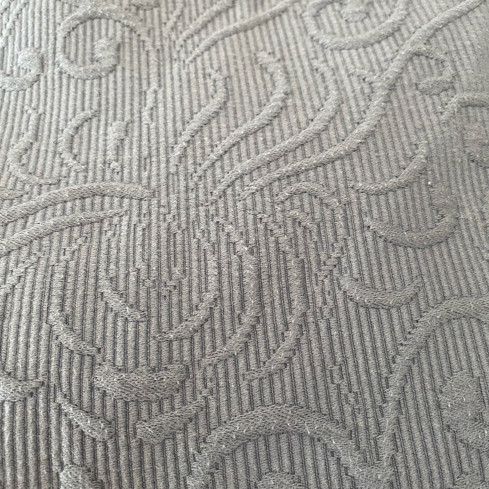 Large King Quilt in Soft Grey